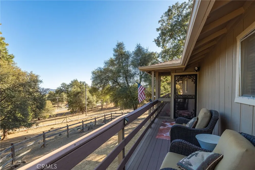 58208 Road 601 Ahwahnee, CA 93601