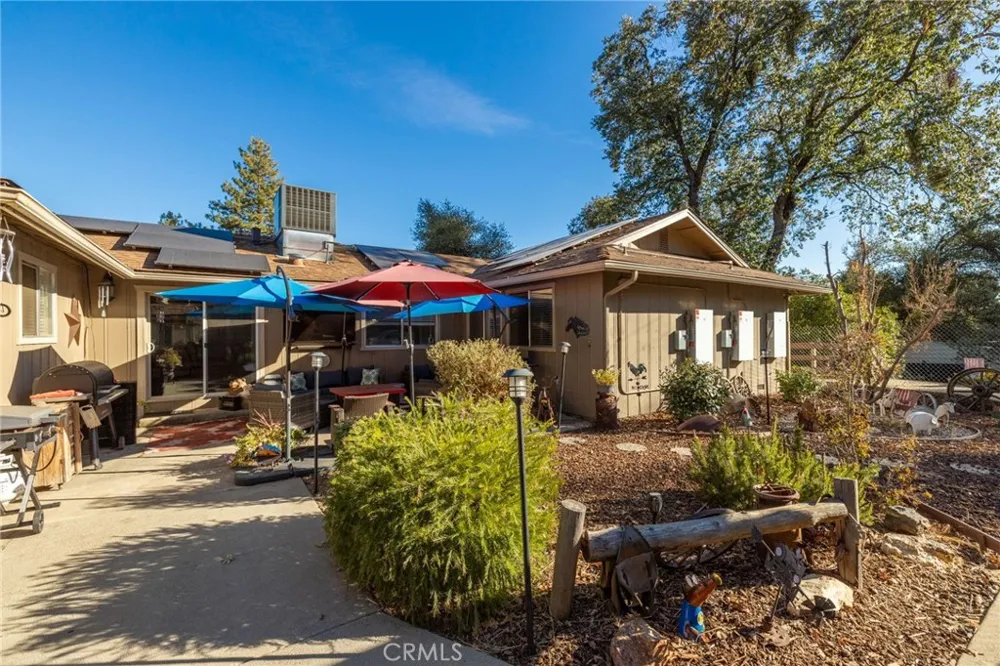 58208 Road 601 Ahwahnee, CA 93601