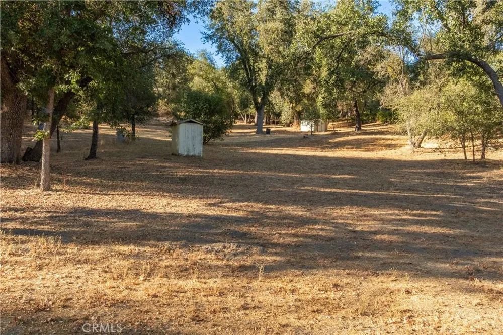 58208 Road 601 Ahwahnee, CA 93601
