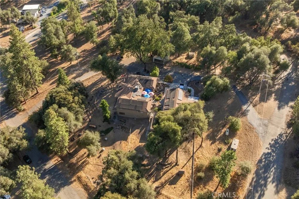 58208 Road 601 Ahwahnee, CA 93601