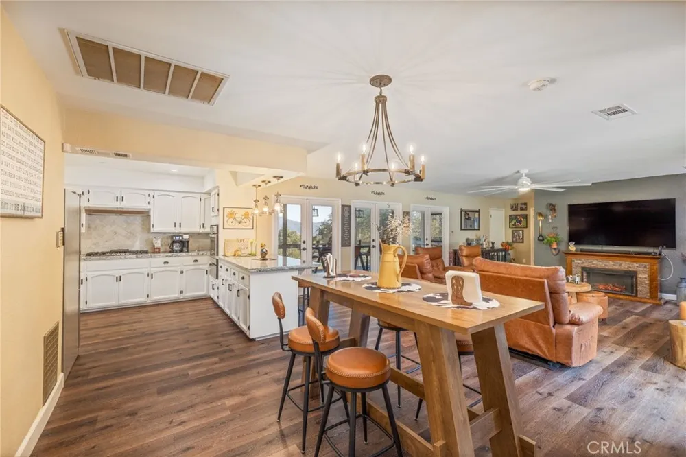 58208 Road 601 Ahwahnee, CA 93601
