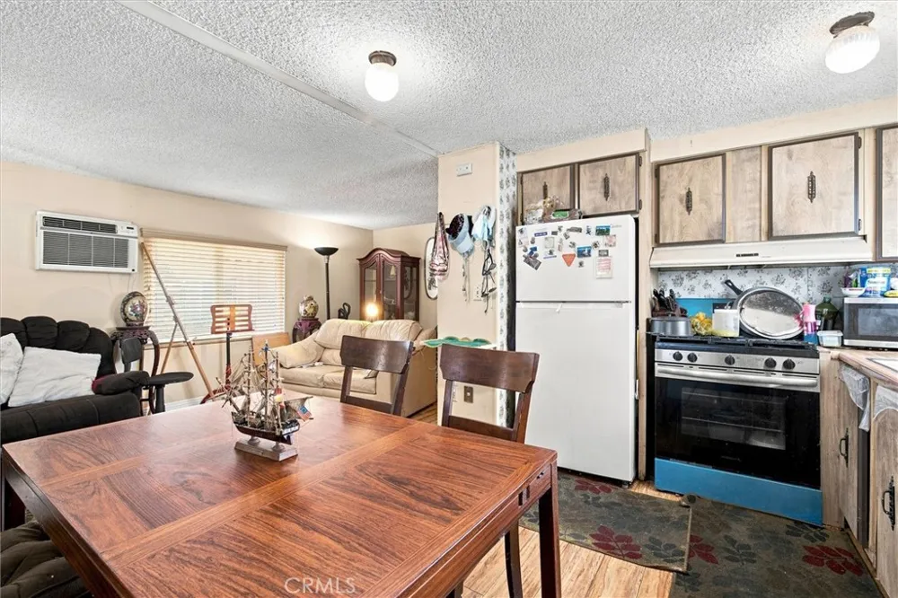 1850 W Orangethorpe Avenue W #44 Fullerton, CA 92833