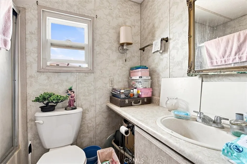1850 W Orangethorpe Avenue W #44 Fullerton, CA 92833