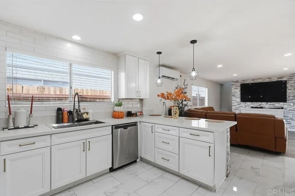 428 Sacramento Avenue Spring Valley, CA 91977
