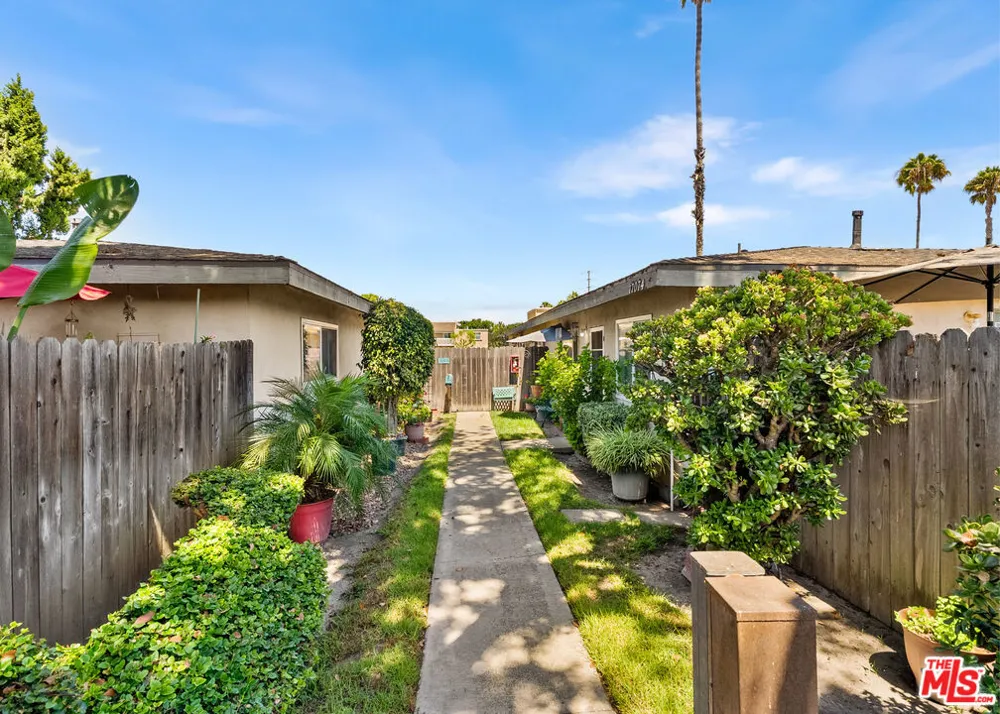 17062 B LANE Huntington Beach, CA 92647