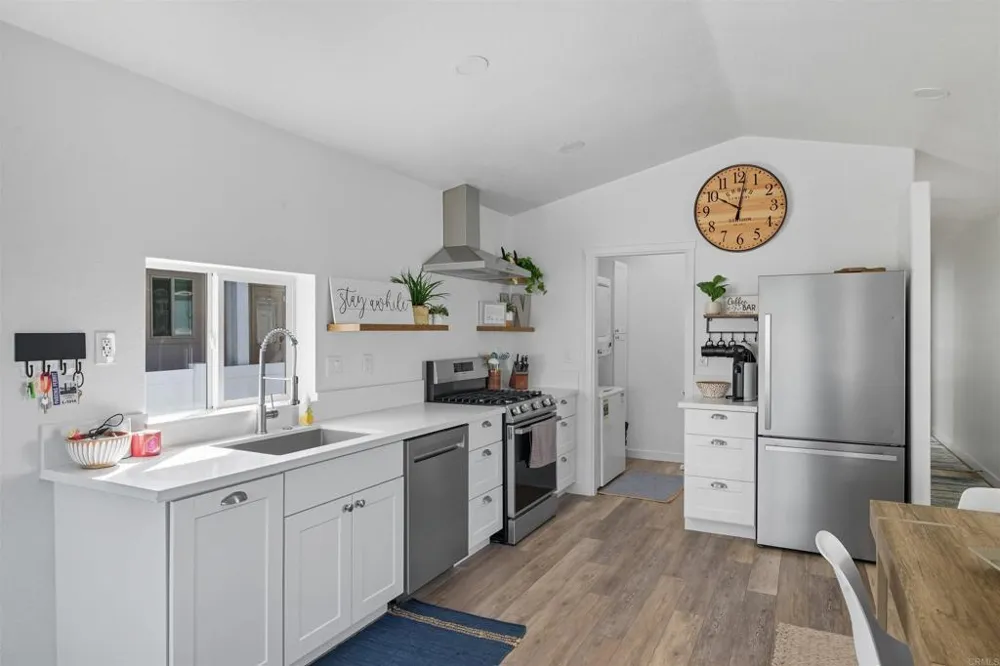 6550 Ponto Drive #14 Carlsbad, CA 92011