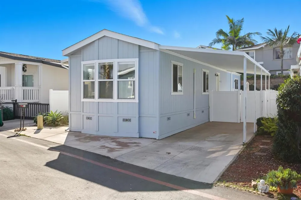 6550 Ponto Drive #14 Carlsbad, CA 92011