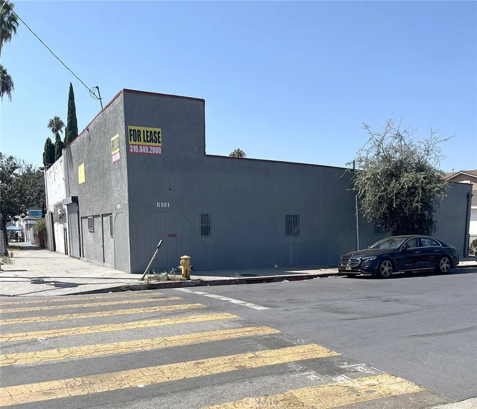 6101 S Figueroa Los Angeles, CA 90003
