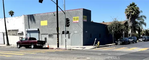 6101 S Figueroa