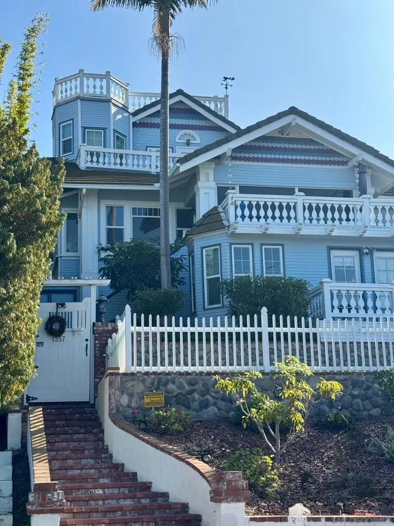 1357 Olivet St La Jolla, CA 92037