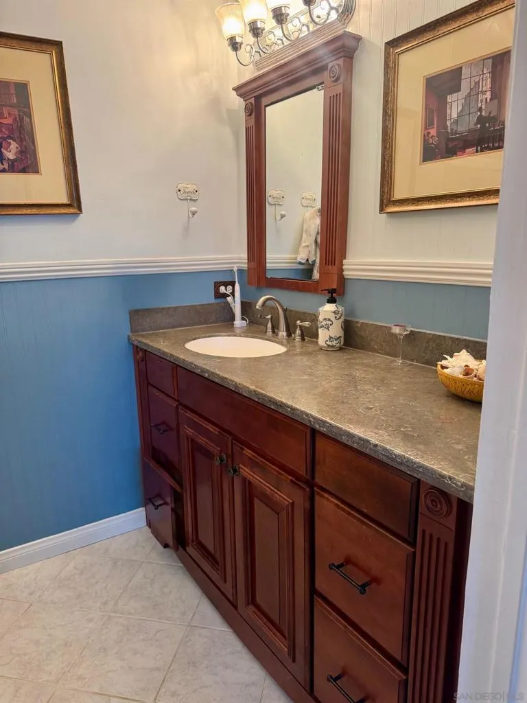1357 Olivet St La Jolla, CA 92037
