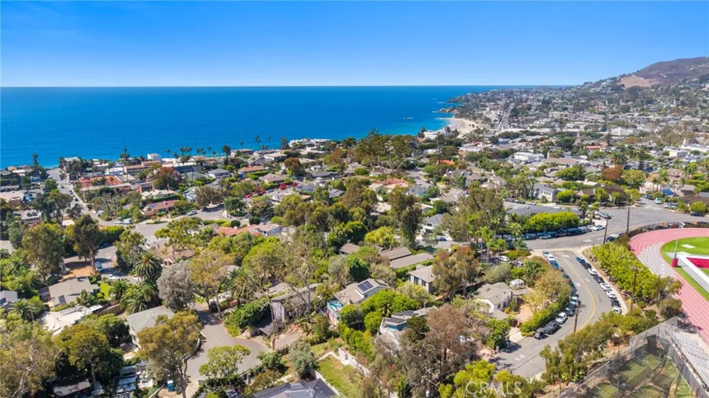 490 Arroyo Chico Laguna Beach, CA 92651