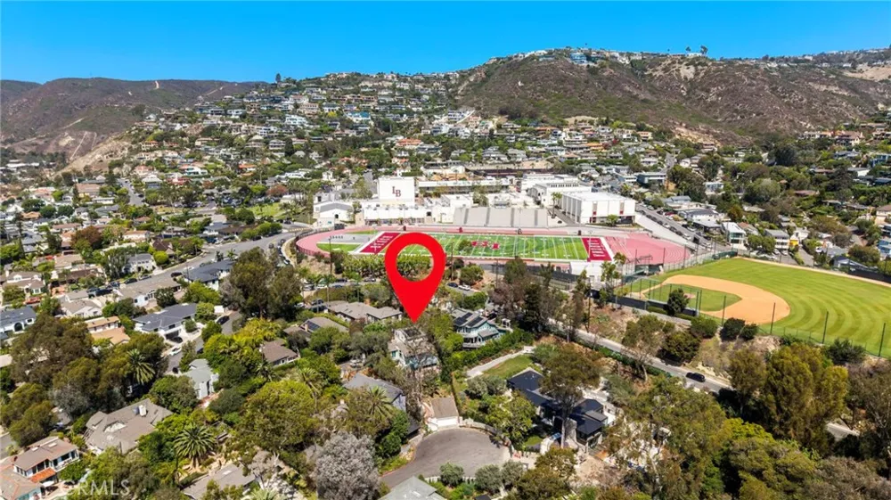 490 Arroyo Chico Laguna Beach, CA 92651