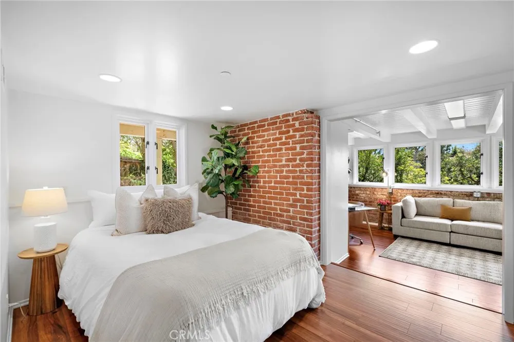 490 Arroyo Chico Laguna Beach, CA 92651