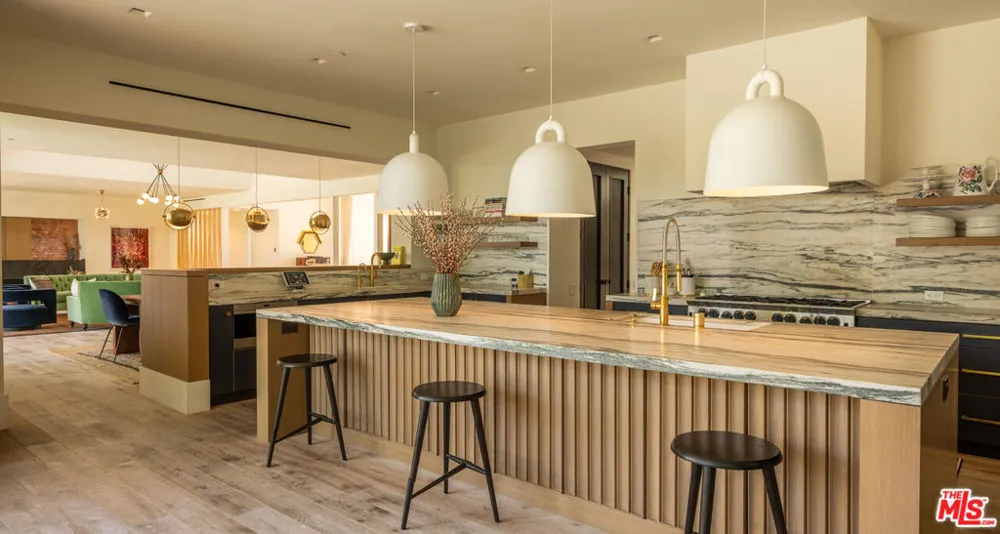 1885 Carla Beverly Hills, CA 90210