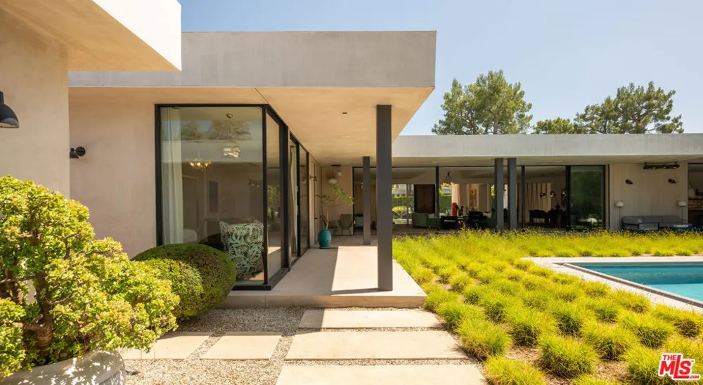1885 Carla Beverly Hills, CA 90210