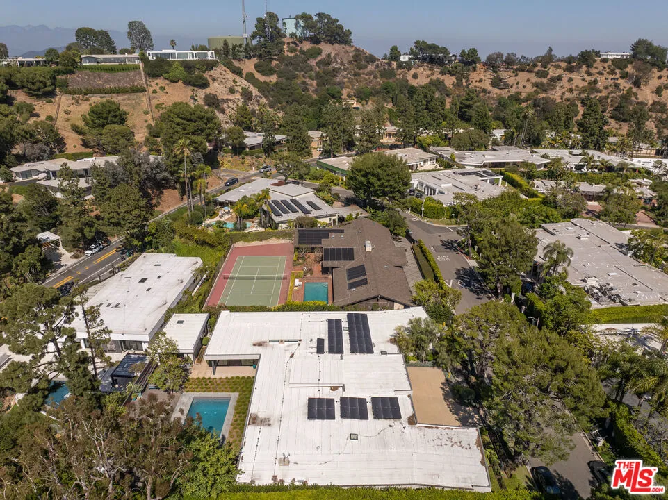 1885 Carla Beverly Hills, CA 90210