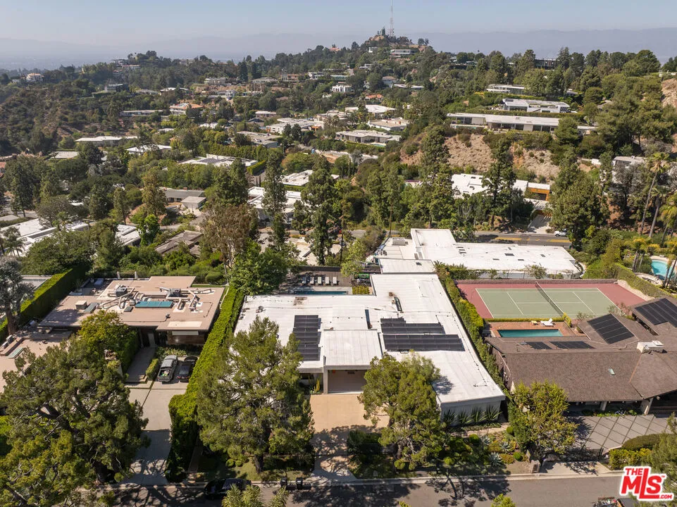 1885 Carla Beverly Hills, CA 90210