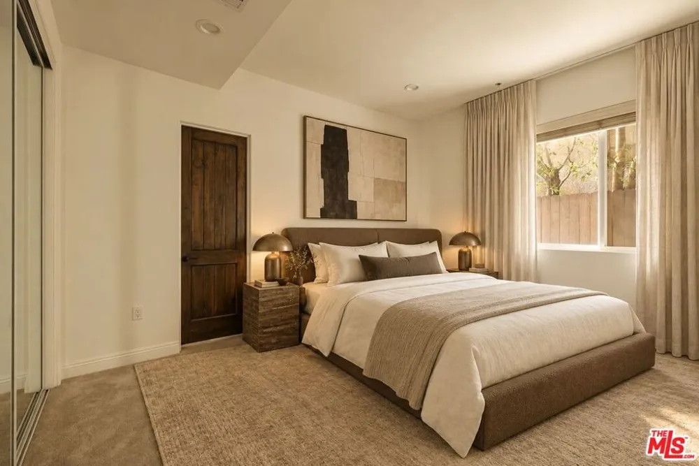 2255 Fox Hills Drive #100 Los Angeles, CA 90064