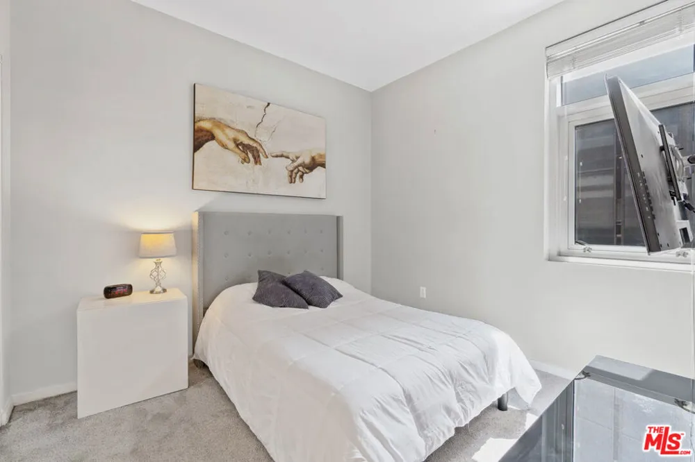 630 6th Street #613 Los Angeles, CA 90017