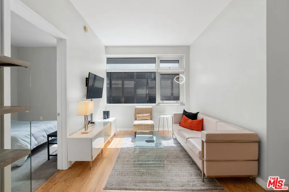 630 6th Street #613 Los Angeles, CA 90017