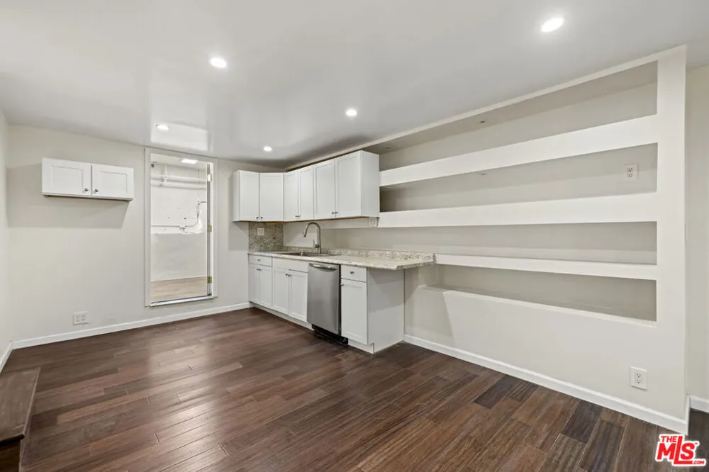 10941 Cardamine Place Los Angeles, CA 91042