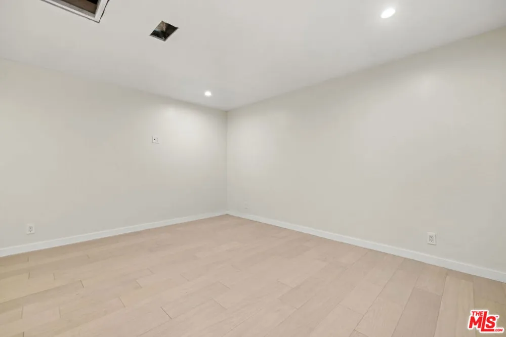 10941 Cardamine Place Los Angeles, CA 91042