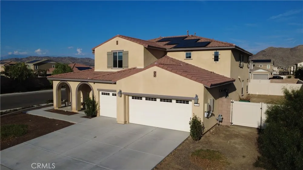 27216 Old Miner Circle Menifee, CA 92585