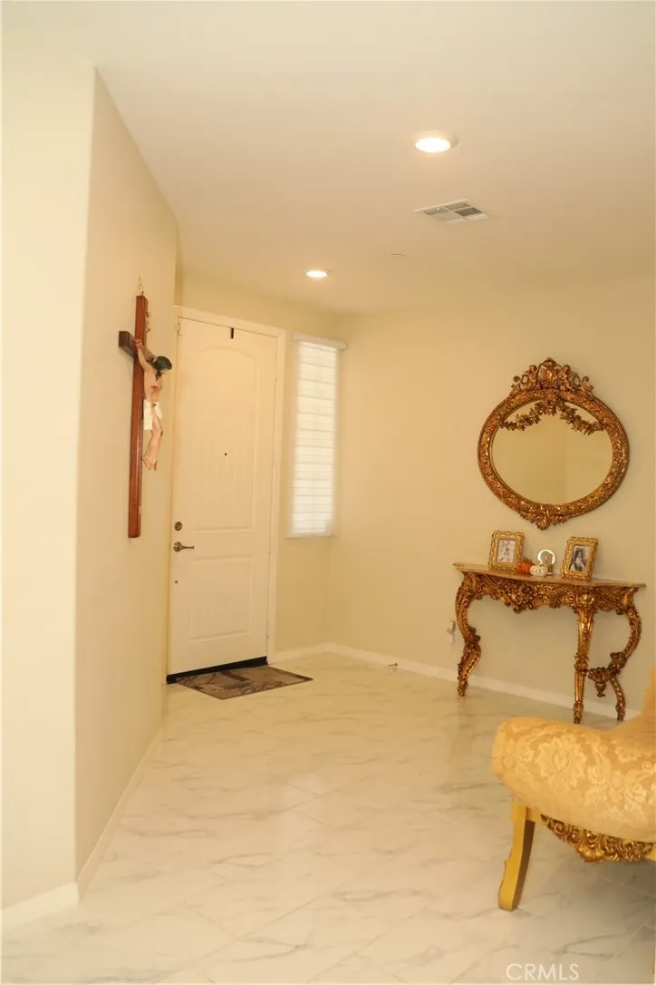 27216 Old Miner Circle Menifee, CA 92585