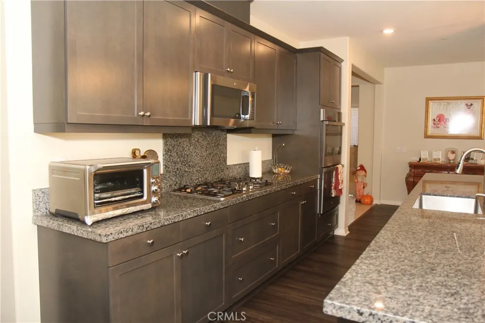 27216 Old Miner Circle Menifee, CA 92585