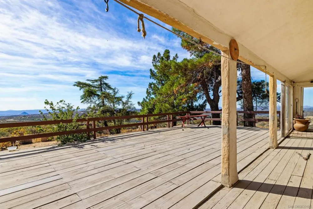 2513 Tecate Divide Road Boulevard, CA 91905