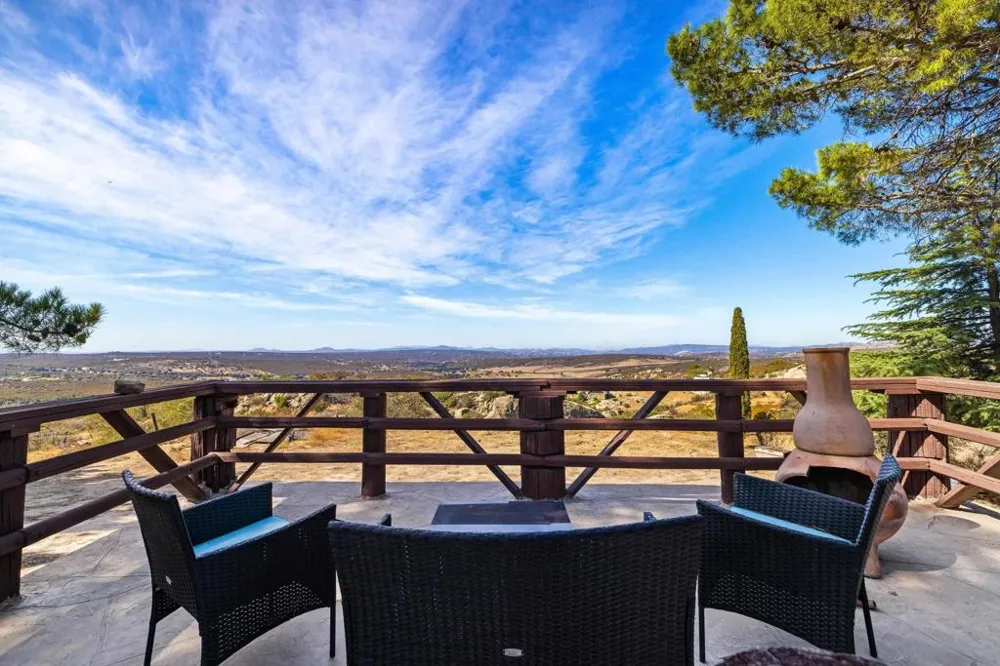 2513 Tecate Divide Road Boulevard, CA 91905