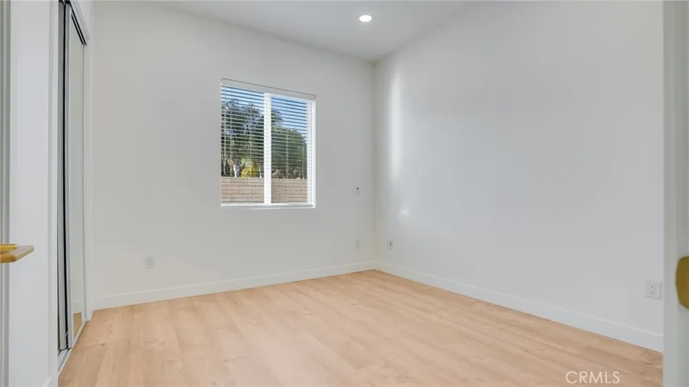 1822 Pomona Costa Mesa, CA 92627