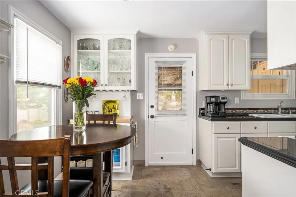 1822 Pomona Costa Mesa, CA 92627