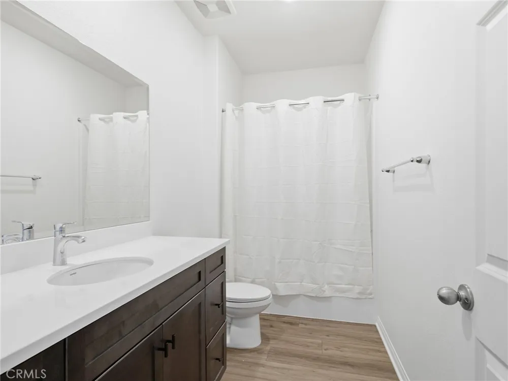 840 Sicily Lake Elsinore, CA 92530