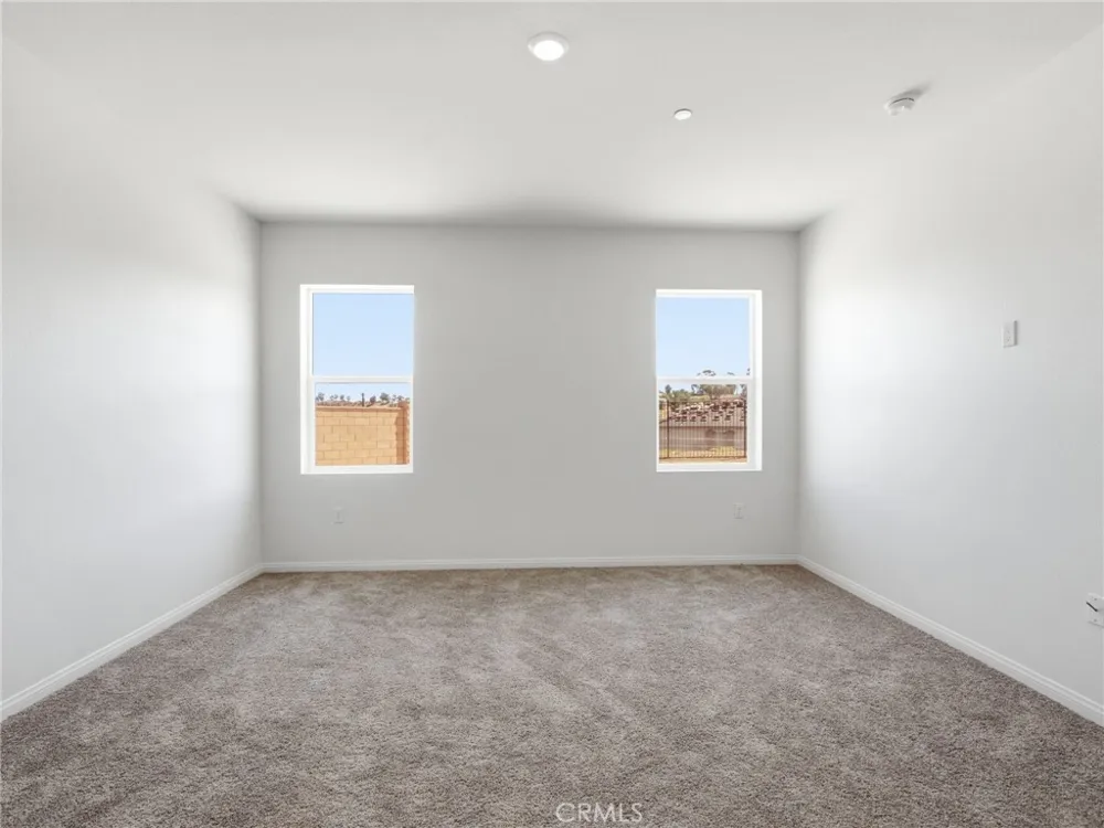 840 Sicily Lake Elsinore, CA 92530