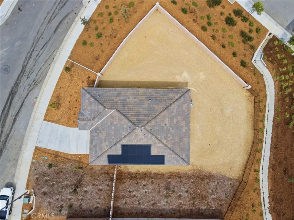 840 Sicily Lake Elsinore, CA 92530