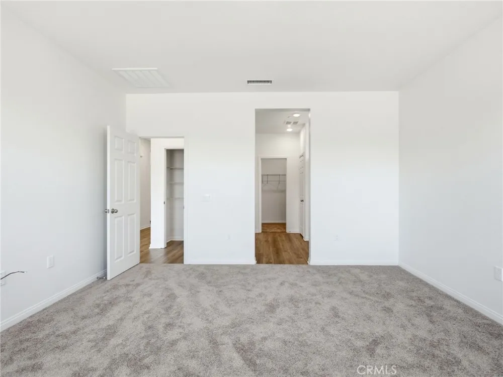 840 Sicily Lake Elsinore, CA 92530
