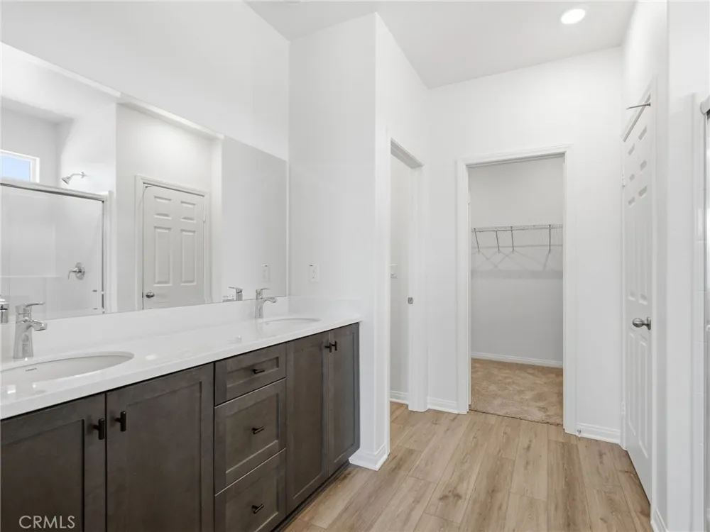 840 Sicily Lake Elsinore, CA 92530