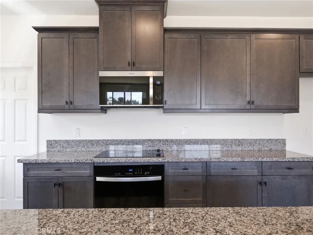 840 Sicily Lake Elsinore, CA 92530