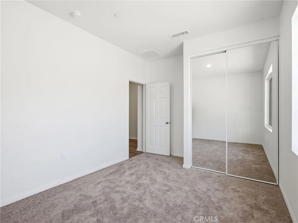 840 Sicily Lake Elsinore, CA 92530