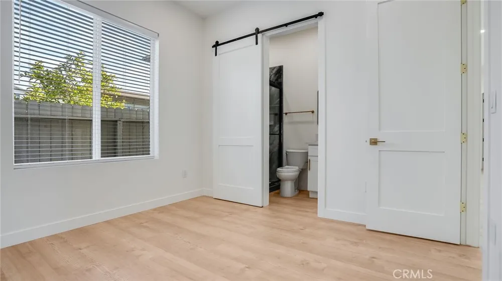 1822 Pomona Costa Mesa, CA 92627