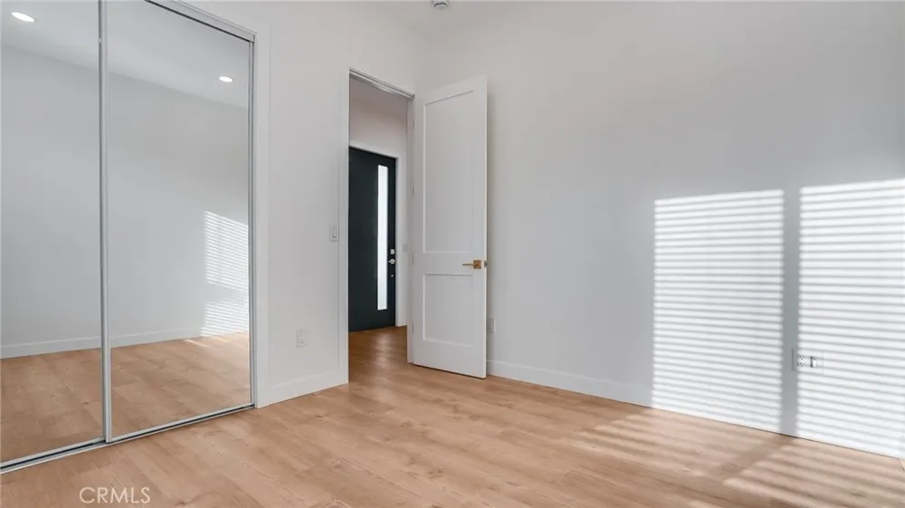 1822 Pomona Costa Mesa, CA 92627