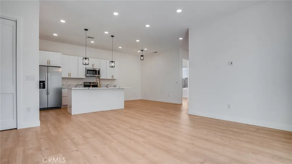 1822 Pomona Costa Mesa, CA 92627