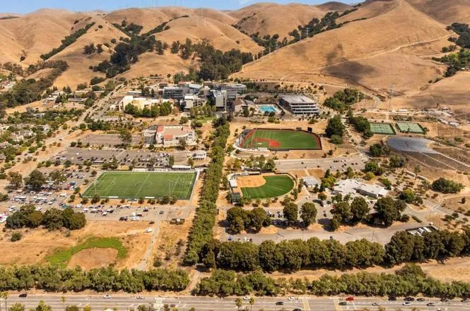 176 Paso Olmo Terrace Fremont, CA 94539