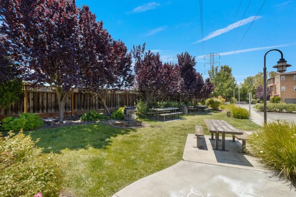 176 Paso Olmo Terrace Fremont, CA 94539
