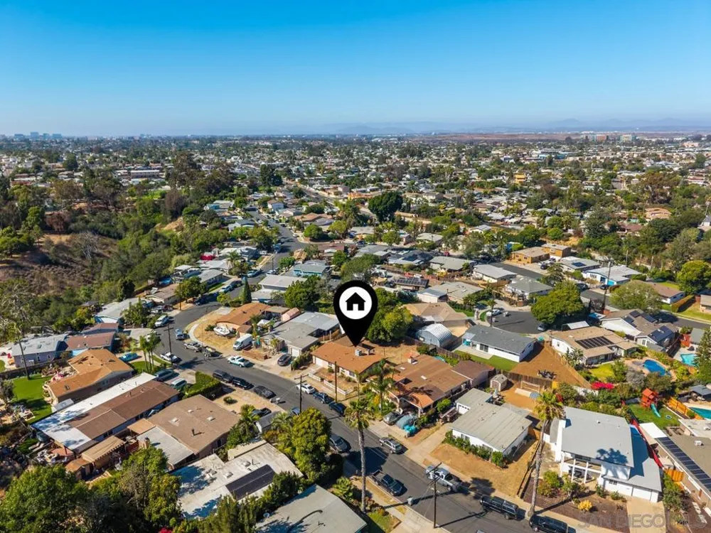 4581 Chinook San Diego, CA 92117