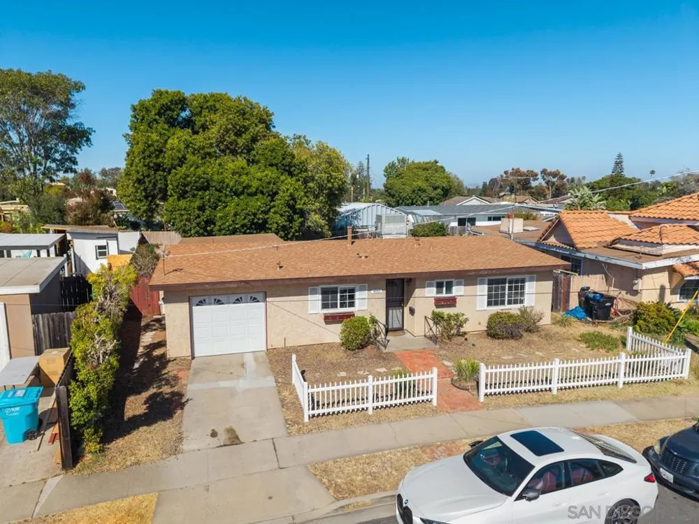 4581 Chinook San Diego, CA 92117