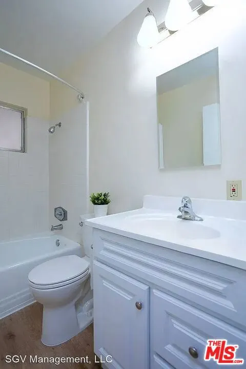 425 Linwood Avenue #M Monrovia, CA 91016