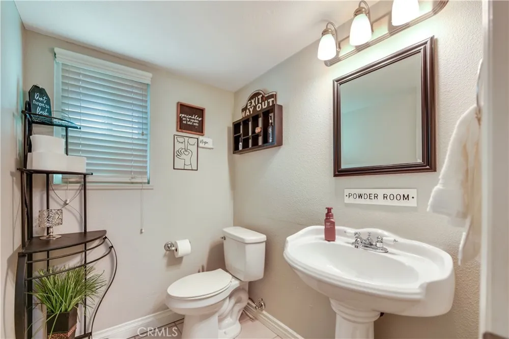 642 Wilson Ave Perris, CA 92571